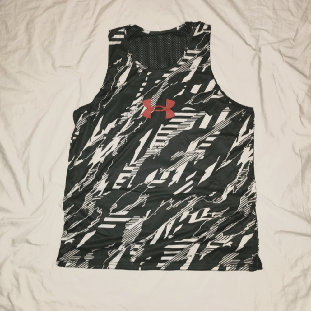 Under Amour Tshirt